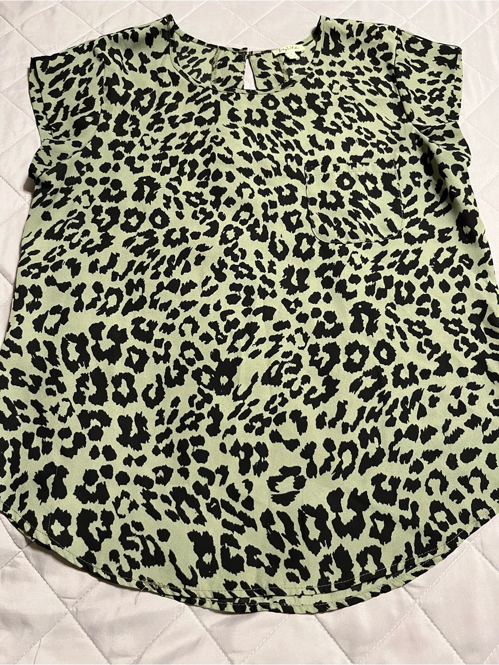 Lily White Sage Green Leopard Print Short Sleeve Blouse